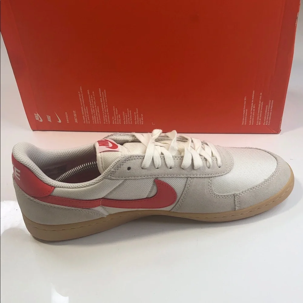 NWOB Nike Field General 82 Sneaker Men's Size 11 Pale Ivory Picante Red Gum